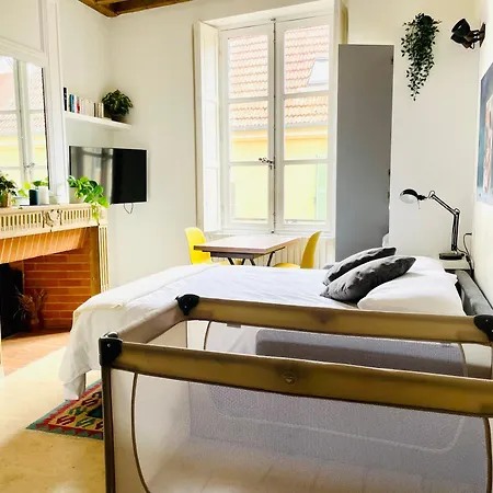 De Charme Bien Equipe - Matelas De Qualite - Proche De La Gare Et De Versailles Apartment